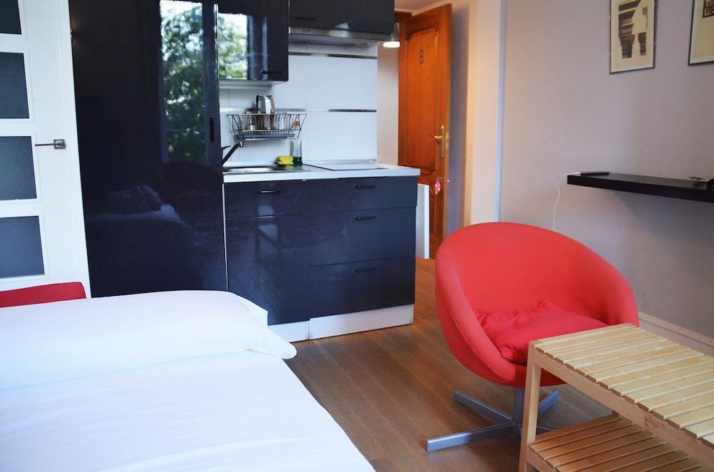Apartamento Bailen 3*